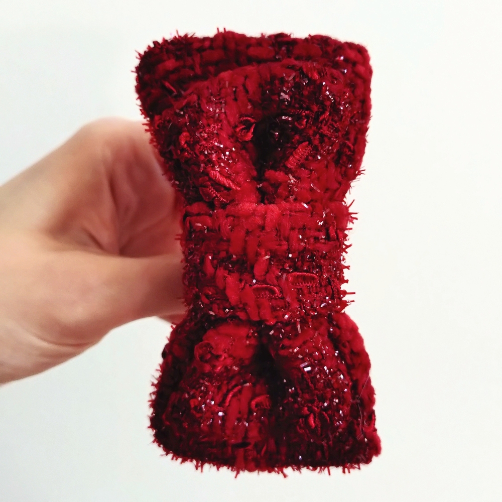Or FREE when bundle over $50 - Red Tweed Bow Pins - Picture 6 of 6